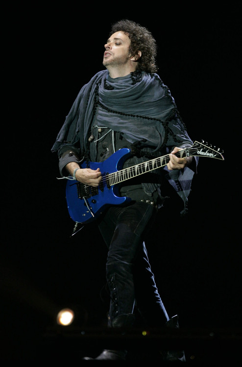 Las reacciones en Twitter ante la muerte de Gustavo Cerati - E! Online Latino - MX
